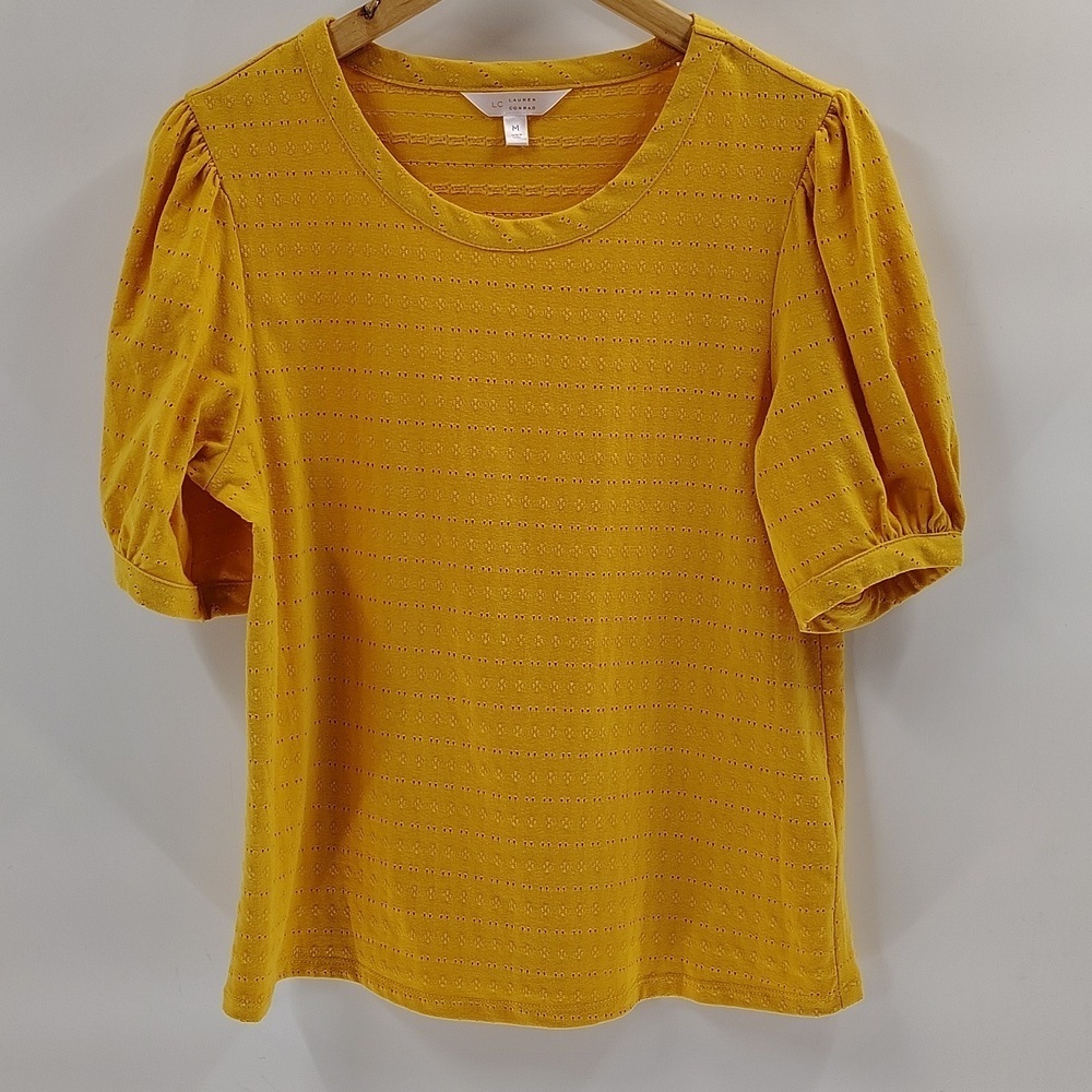 LC Lauren Conrad Eyelet Top Size Medium Yellow Gold Short Sleeve